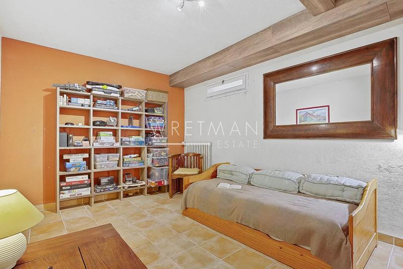 Maison - 189 m² - 9 pièces