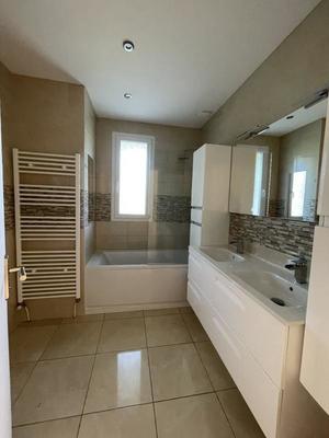 Maison - 119 m² - 7 pièces