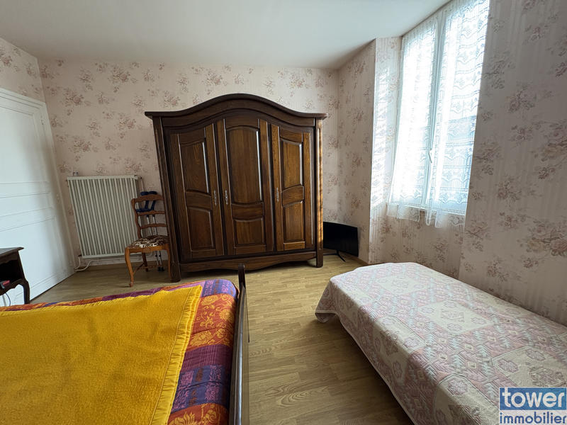 Maison - 173 m² - 9 pièces