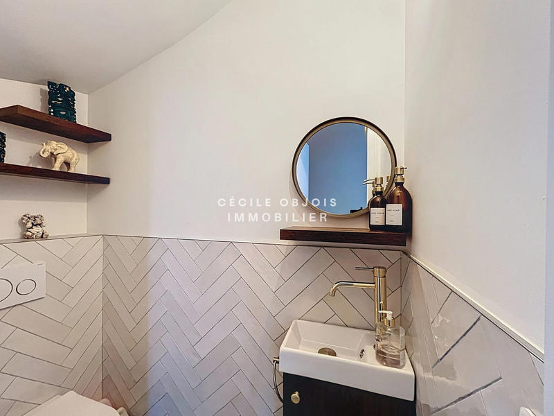 Maison - 101 m² - 5 pièces