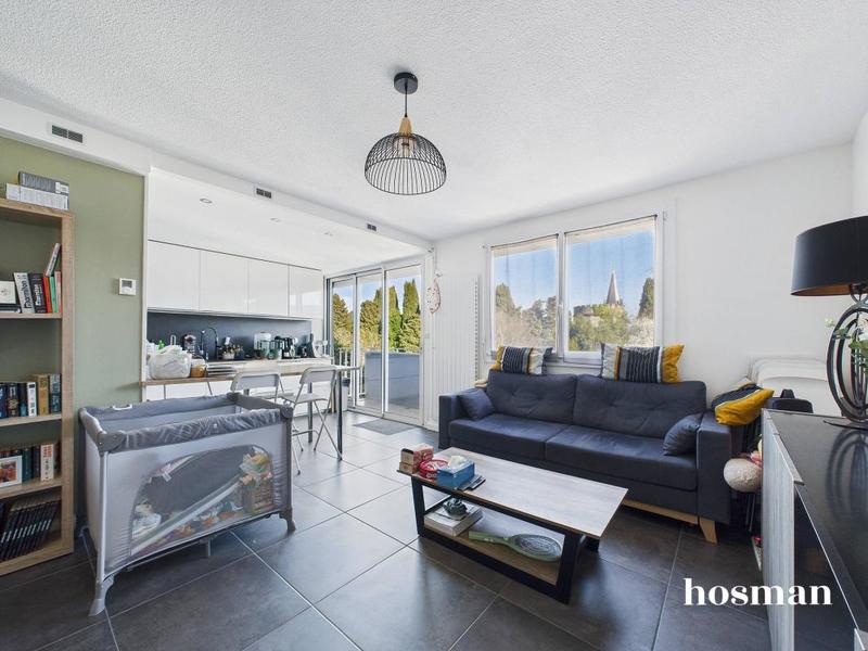 Appartement - 80 m² - 4 pièces