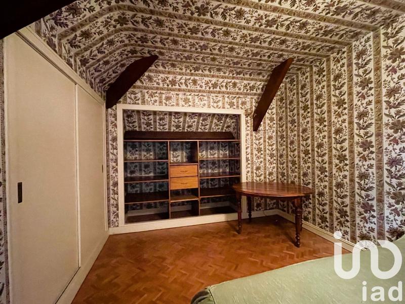 Maison - 179 m² - 7 pièces