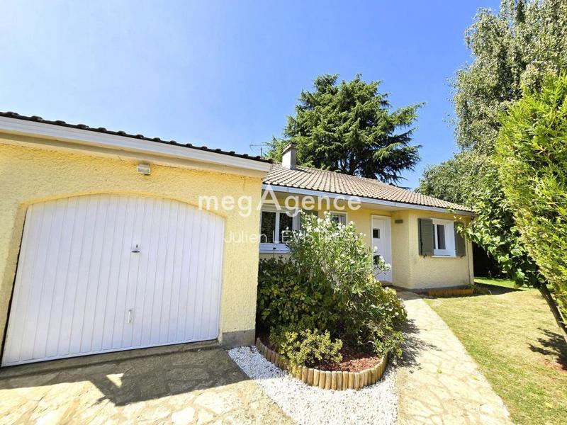 Maison - 95 m² - 4 pièces
