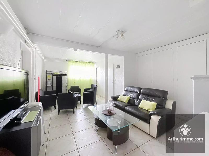 Maison - 183 m² - 8 pièces