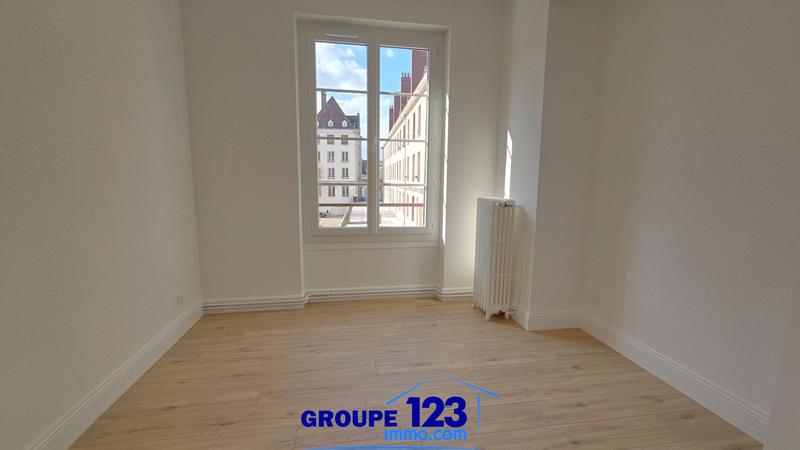 Appartement - 97 m² - 4 pièces