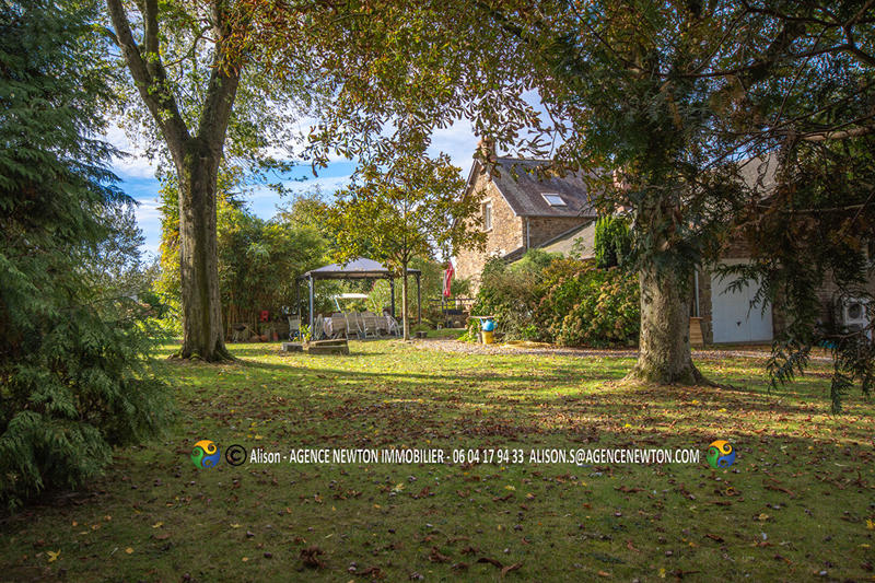 Maison - 176 m² - 7 pièces