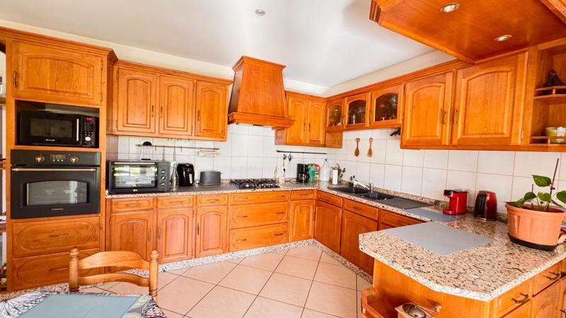 Villa - 165 m² - 6 pièces