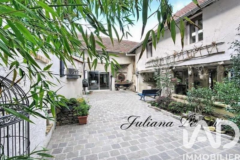 Maison - 189 m² - 9 pièces