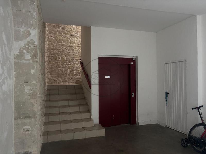 Immeuble - 700 m² - 30 pièces