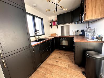 Maison - 77 m² - 4 pièces