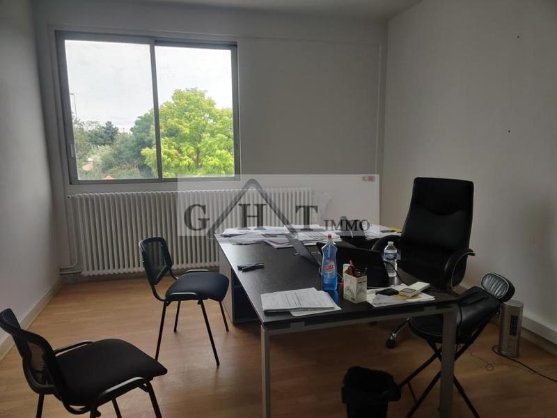 Bureau - 179 m²
