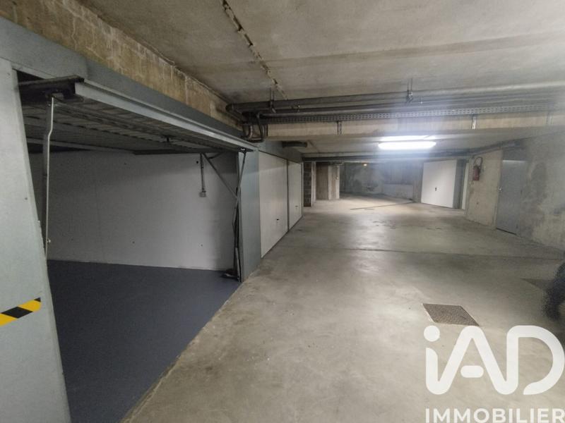 Parking - 15 m²