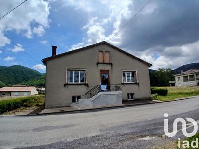 Maison de village - 96 m² - 5 pièces