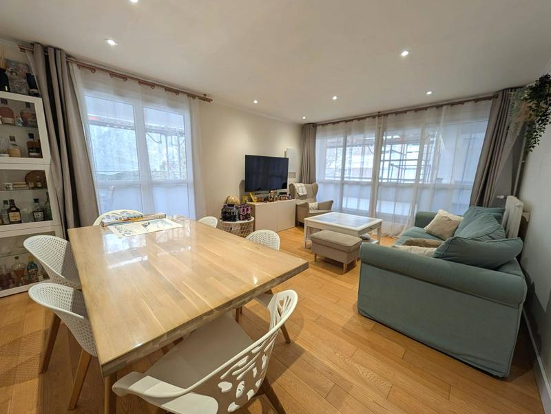 Appartement - 83 m² - 4 pièces