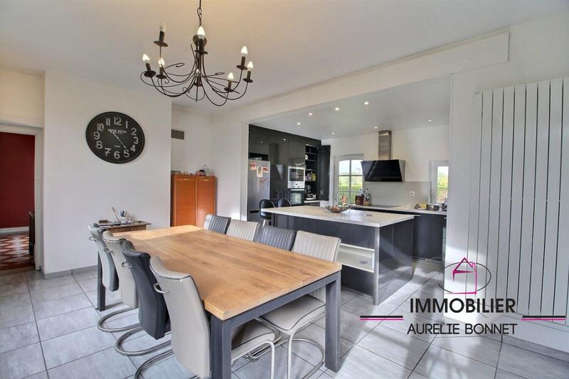 Maison - 173 m² - 8 pièces