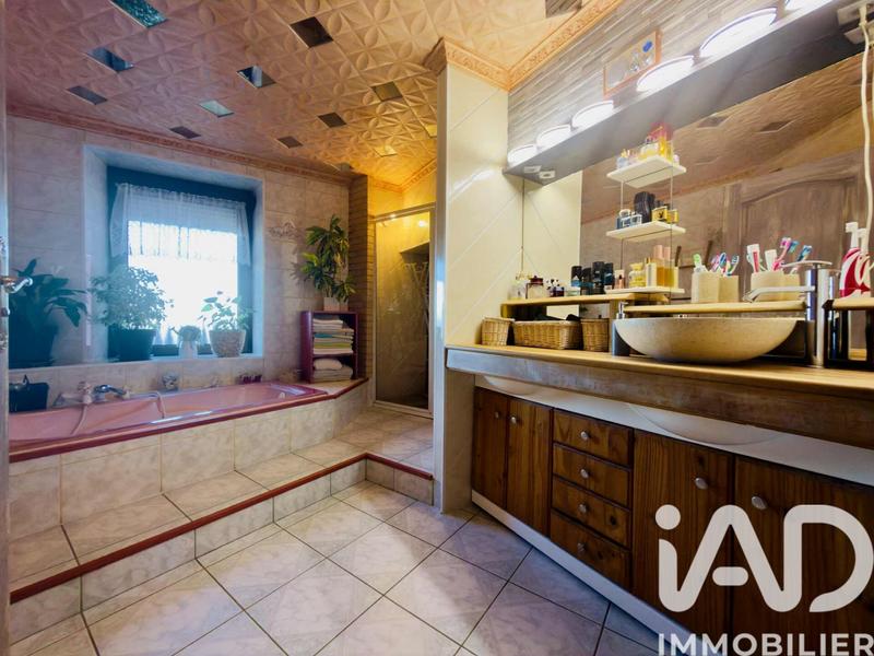 Maison de village - 128 m² - 6 pièces