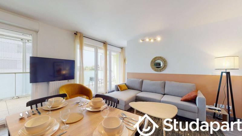 Chambre - 9 m² - 1 pièce