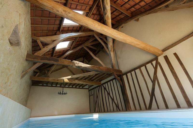 Maison ancienne - 300 m² - 10 pièces