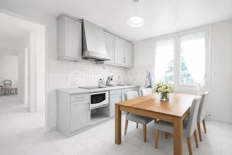 Maison traditionnelle - 80 m² - 4 pièces