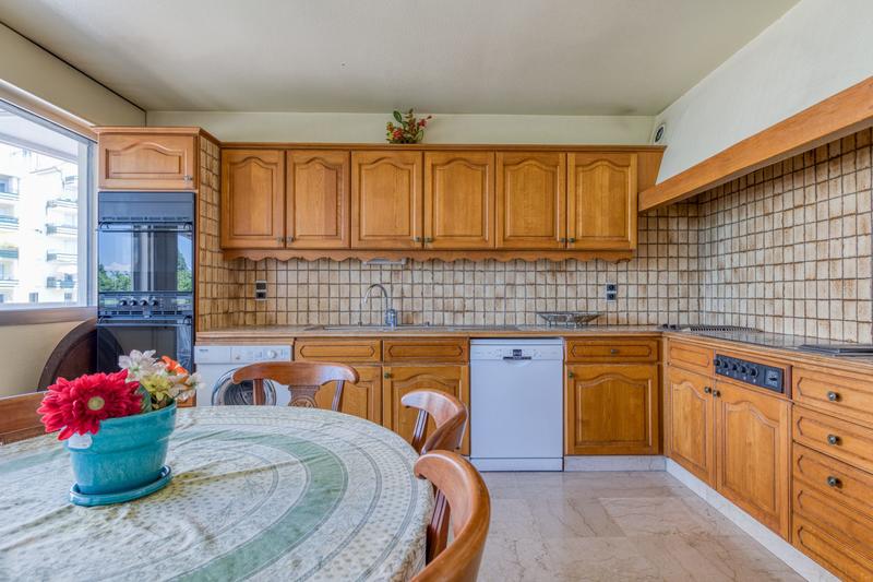 Appartement - 277 m² - 6 pièces