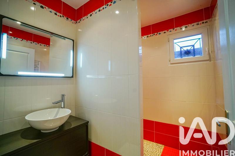 Maison - 192 m² - 7 pièces