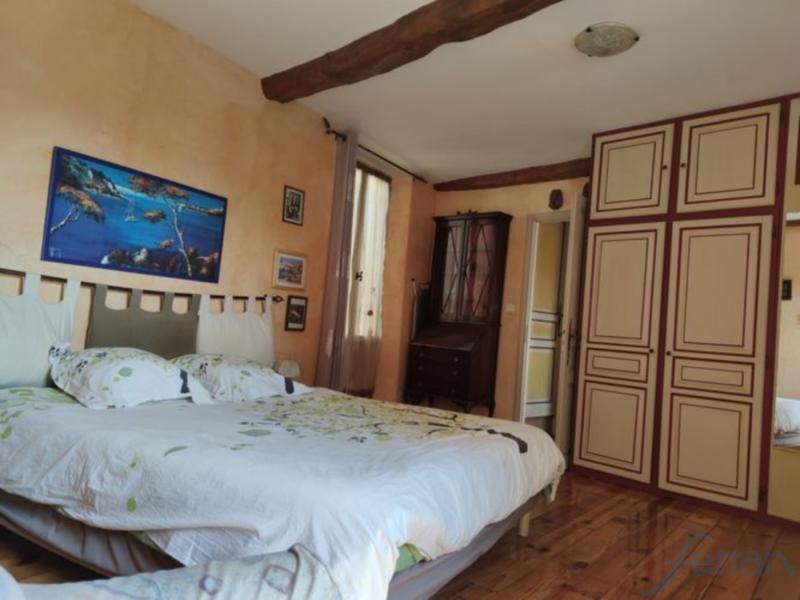 Maison de village - 90 m² - 4 pièces