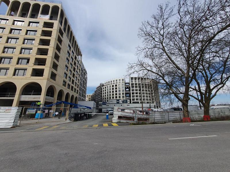 Local commercial - 393 m²