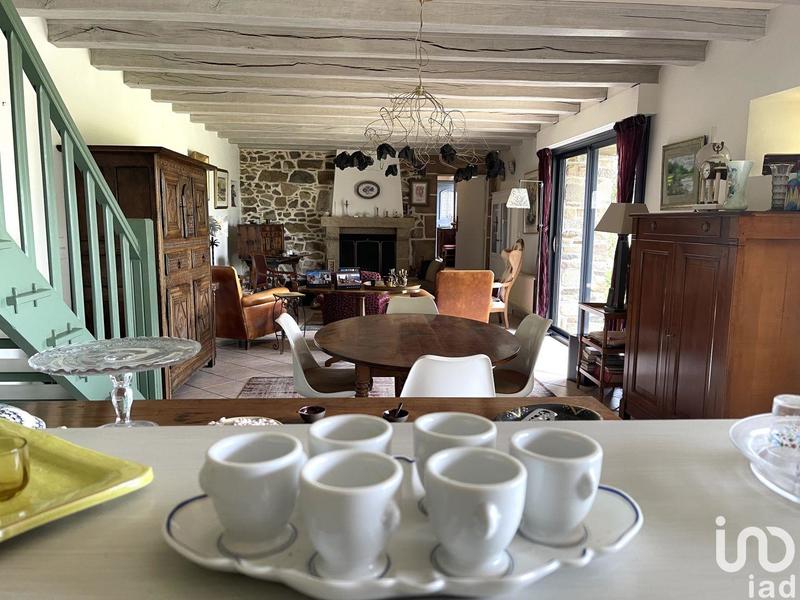 Maison - 142 m² - 7 pièces