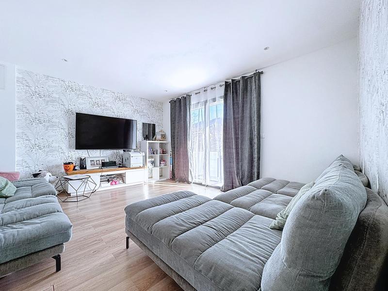 Maison - 182 m² - 6 pièces