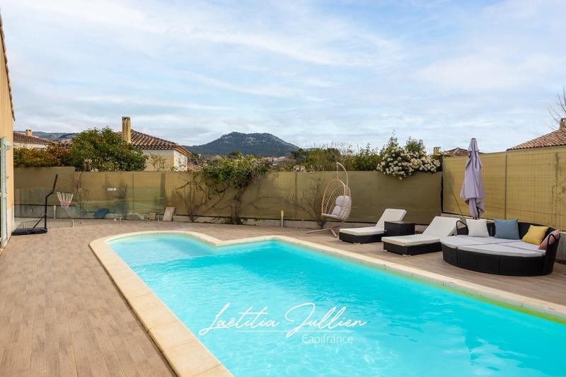 Maison - 130 m² - 5 pièces