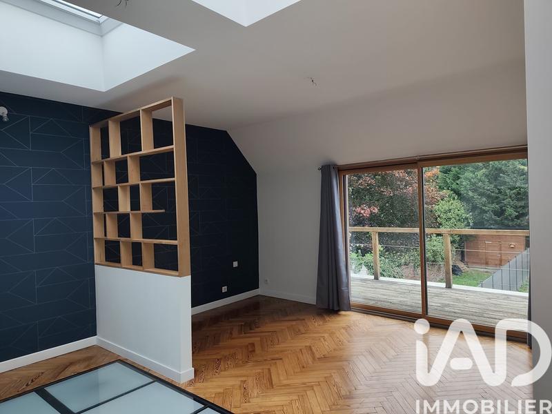 Maison - 159 m² - 8 pièces