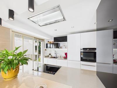 Appartement - 83 m² - 4 pièces