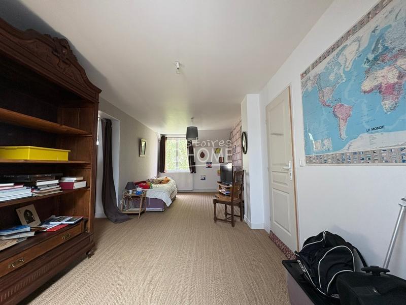 Maison - 250 m² - 8 pièces