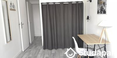 Chambre - 11 m² - 1 pièce
