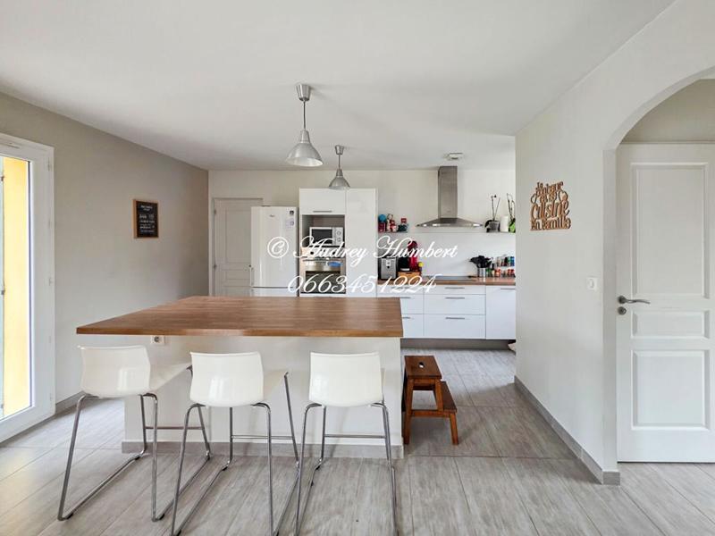 Maison - 147 m² - 6 pièces