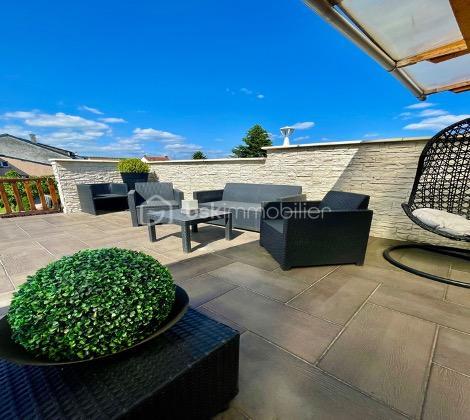 Appartement - 210 m² - 8 pièces