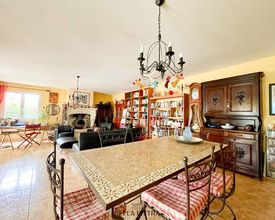 Maison - 177 m² - 6 pièces