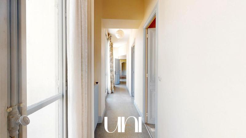 Maison - 427 m² - 14 pièces