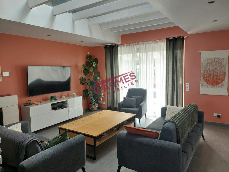 Maison ancienne - 183 m² - 8 pièces