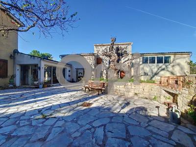 Corps de ferme - 177 m² - 6 pièces