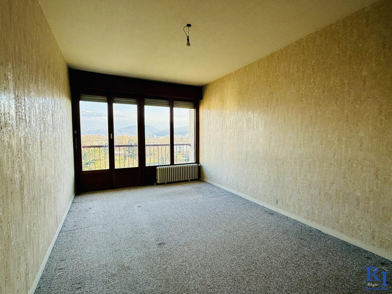 Appartement - 92 m² - 4 pièces