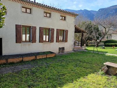 Maison en pierre - 174 m² - 5 pièces