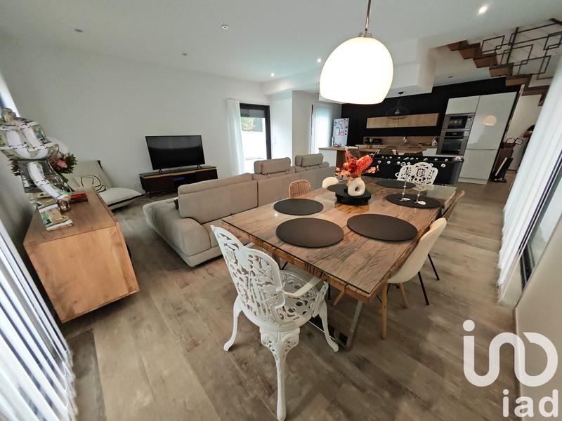 Maison - 125 m² - 5 pièces