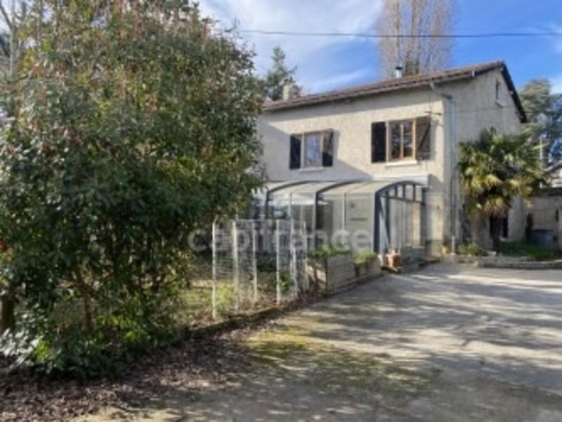 Maison - 160 m² - 7 pièces