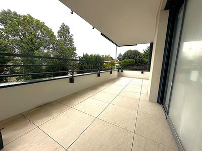 Appartement - 92 m² - 4 pièces