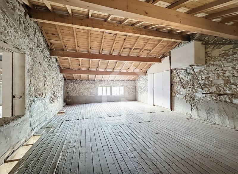 Maison - 170 m² - 6 pièces