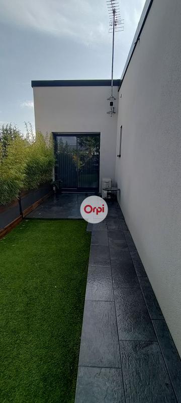 Maison - 95 m² - 3 pièces