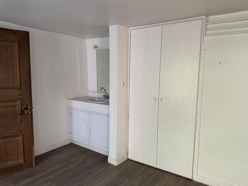 Maison - 368 m² - 14 pièces