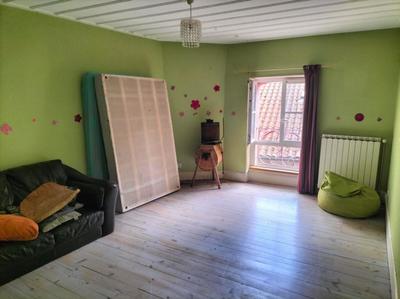 Immeuble - 183 m² - 6 pièces