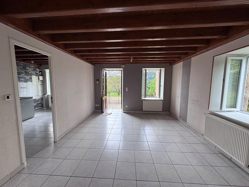 Maison - 210 m² - 9 pièces